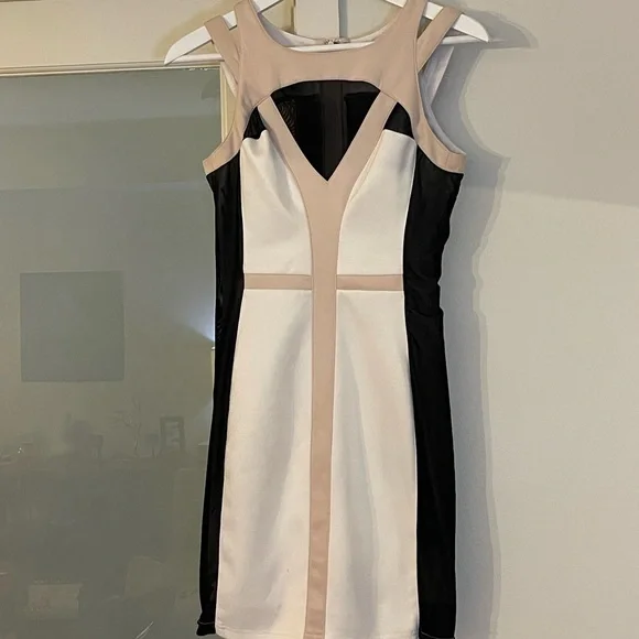 Free Drinks Dress - Picture 6 of 6